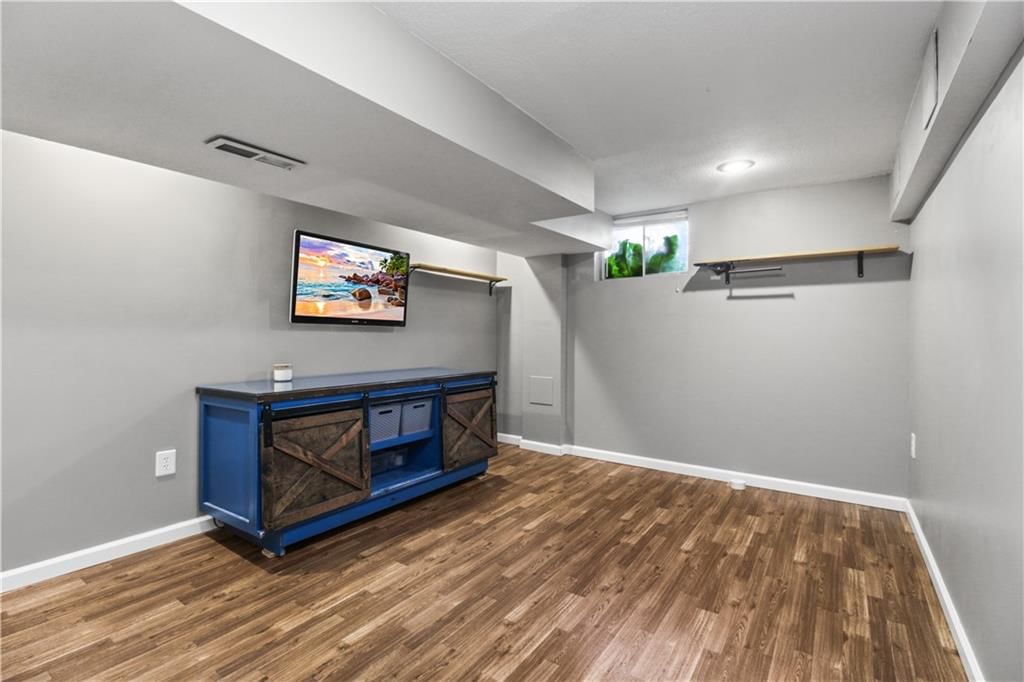 4001 NW Hidden Pointe Drive — photo 24