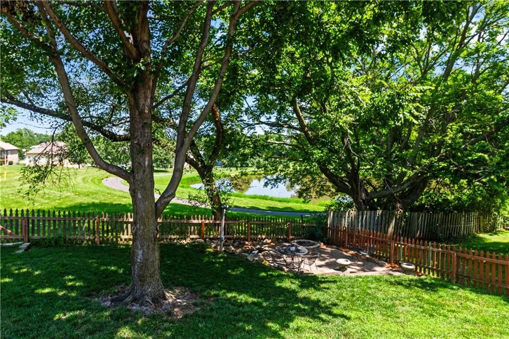 4001 NW Hidden Pointe Drive — photo 27
