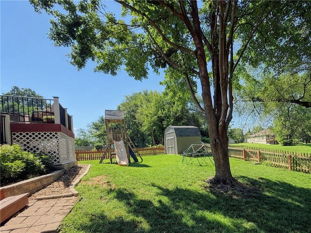 4001 NW Hidden Pointe Drive — photo 31