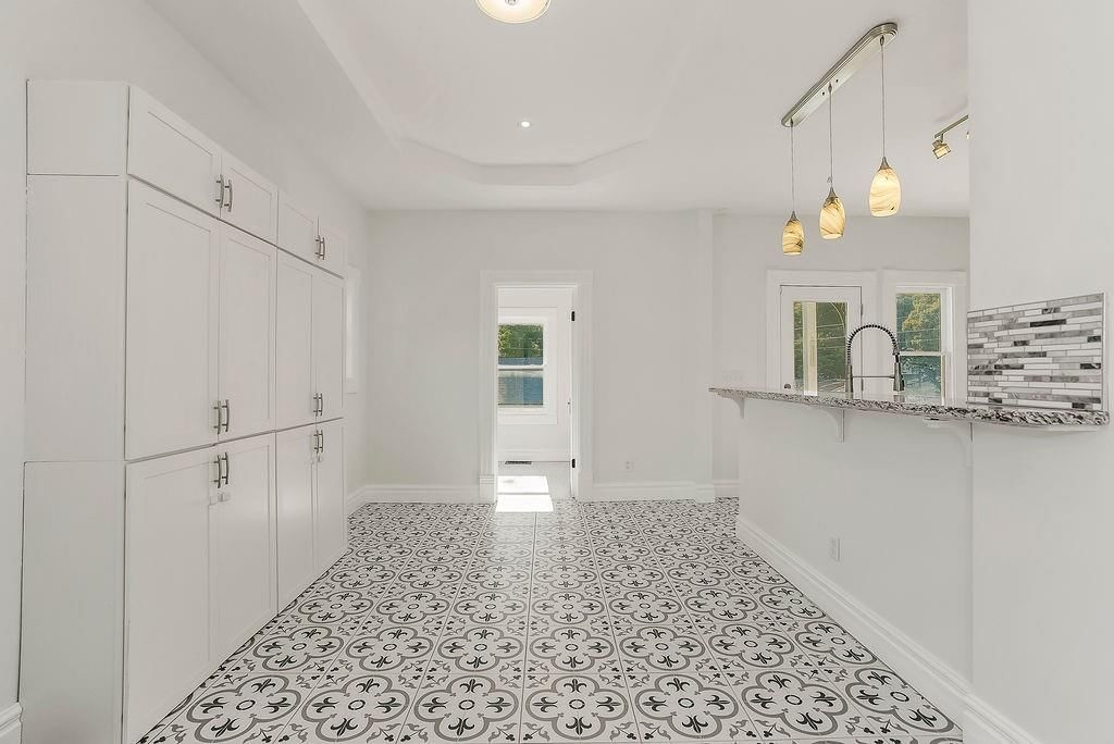 200 Garfield Avenue — photo 15