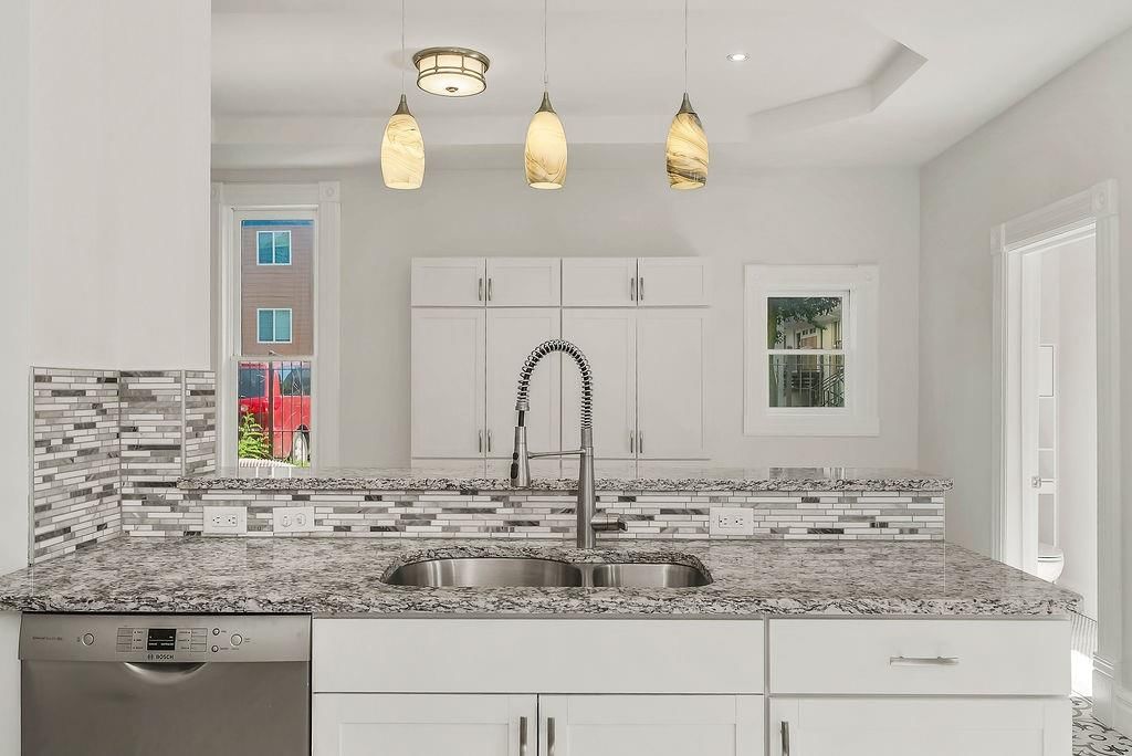 200 Garfield Avenue — photo 17