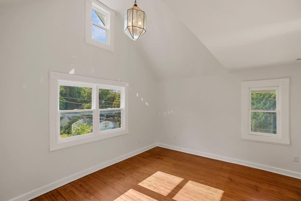 200 Garfield Avenue — photo 23