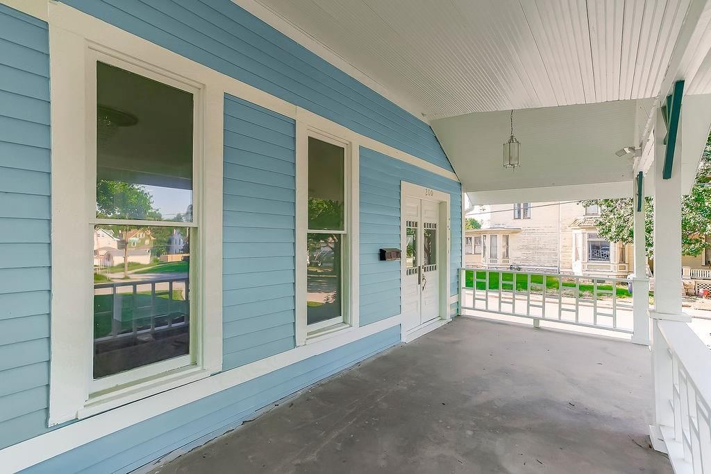 200 Garfield Avenue — photo 38
