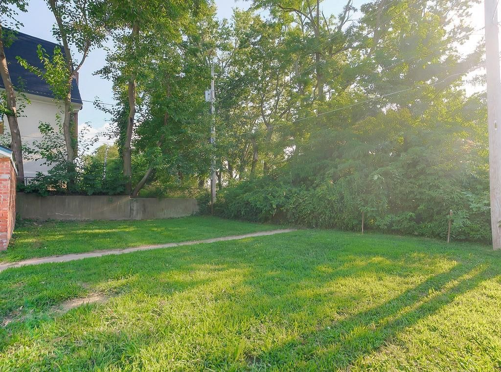 200 Garfield Avenue — photo 41
