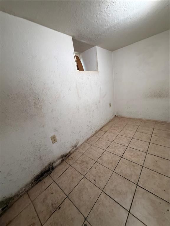 819 Monroe Avenue — photo 17