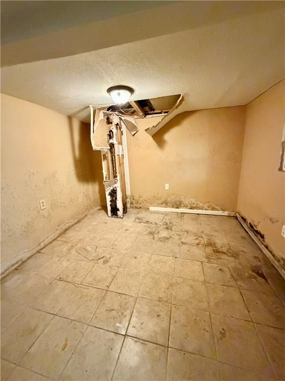 819 Monroe Avenue — photo 19