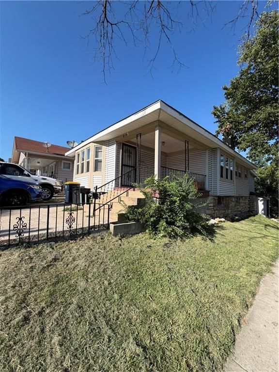 819 Monroe Avenue — photo 23