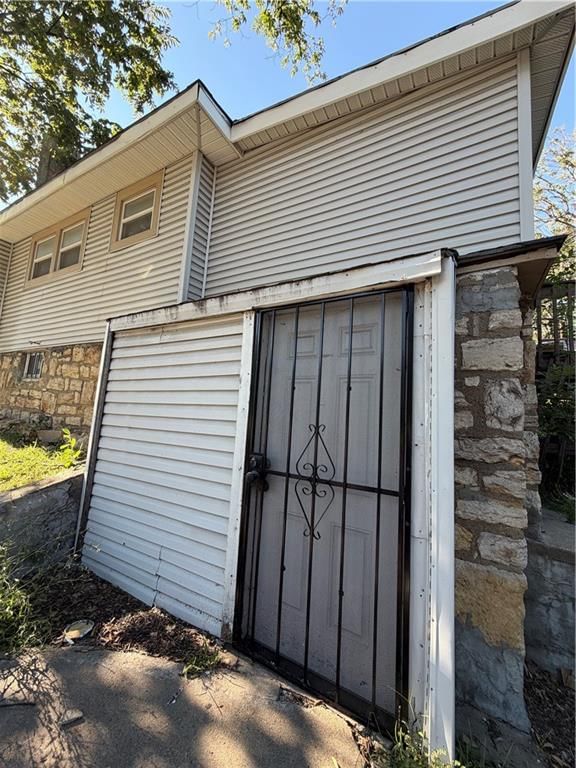 819 Monroe Avenue — photo 25