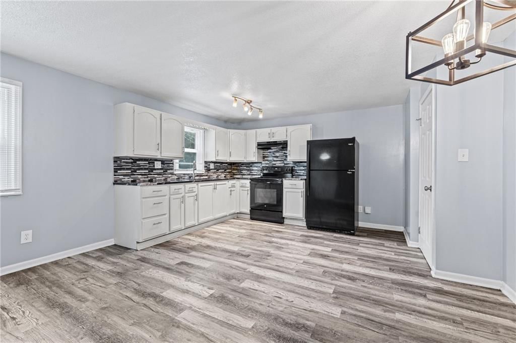 1704 S Brookside Avenue — photo 9
