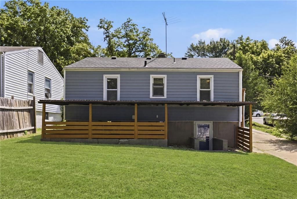 1704 S Brookside Avenue — photo 23