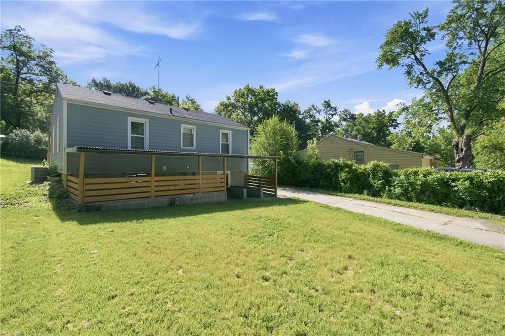 1704 S Brookside Avenue — photo 34
