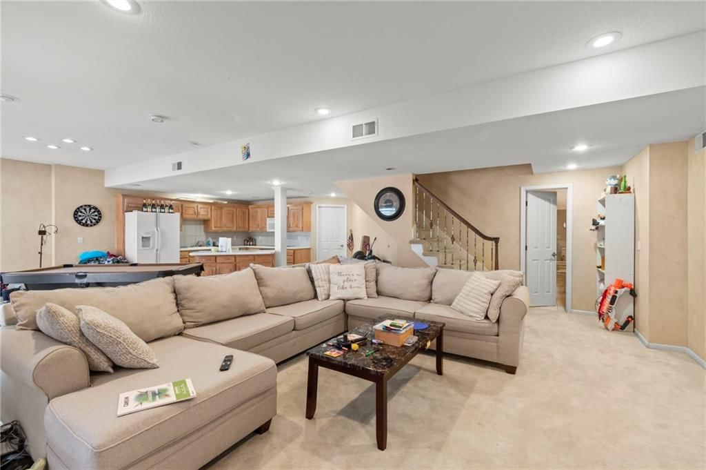 6304 N Kensington Court — photo 34