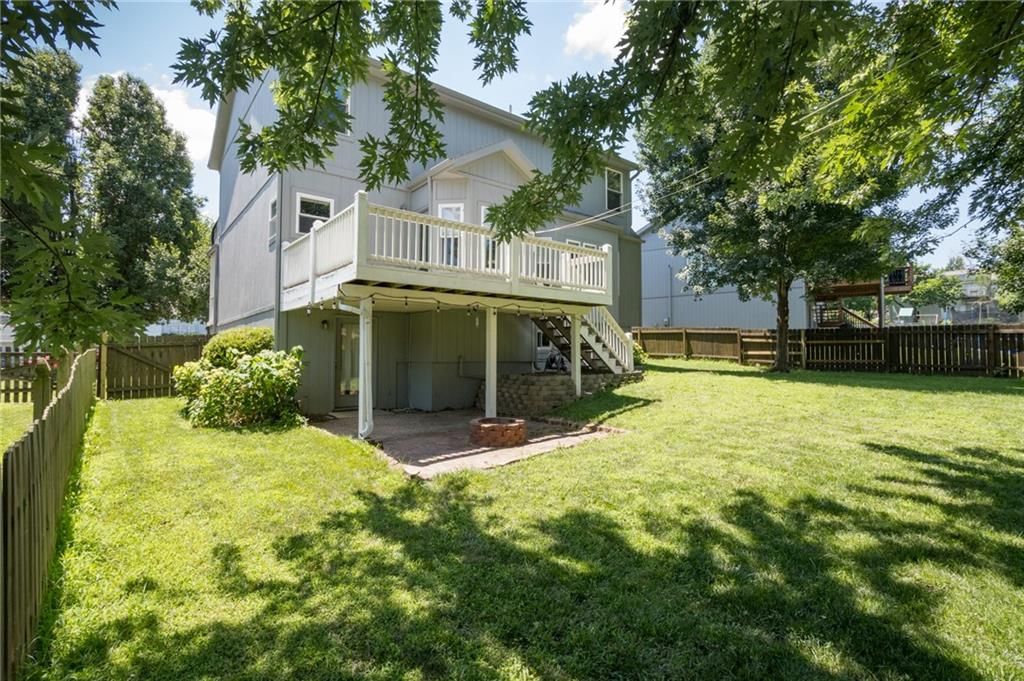 404 DONEGAL Drive — photo 6