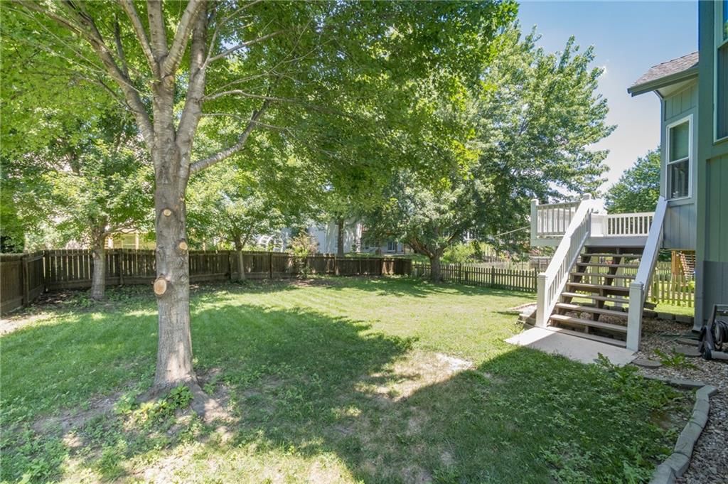 404 DONEGAL Drive — photo 8