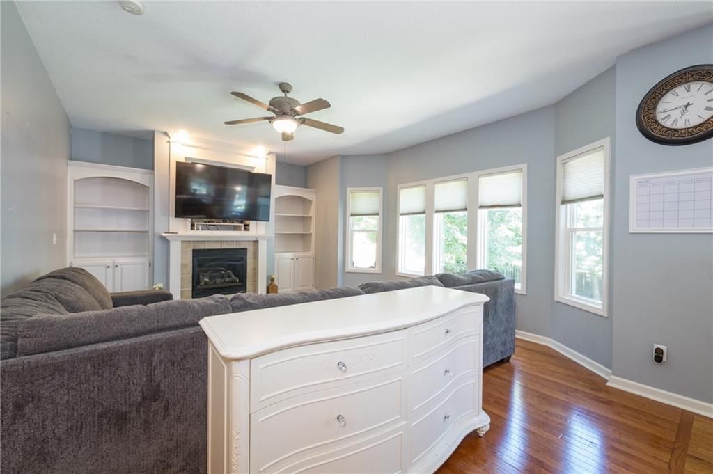 404 DONEGAL Drive — photo 9