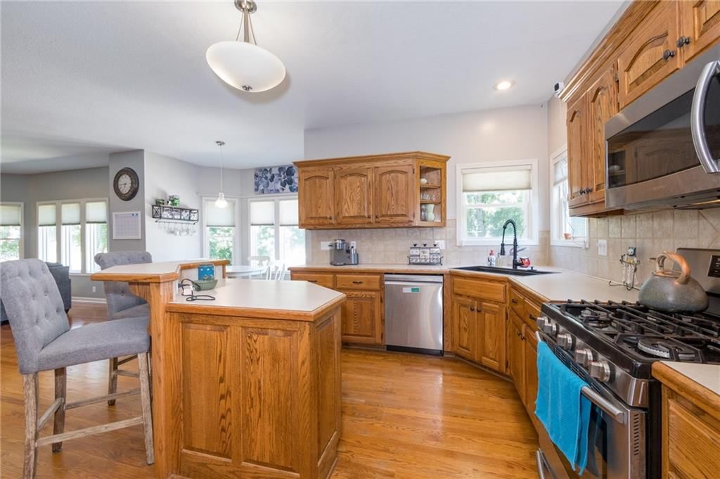 404 DONEGAL Drive — photo 16