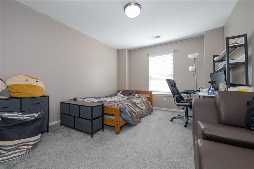 404 DONEGAL Drive — photo 30