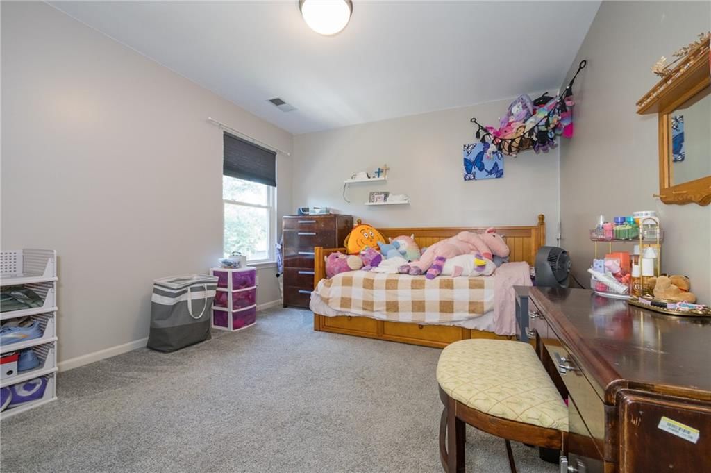 404 DONEGAL Drive — photo 31