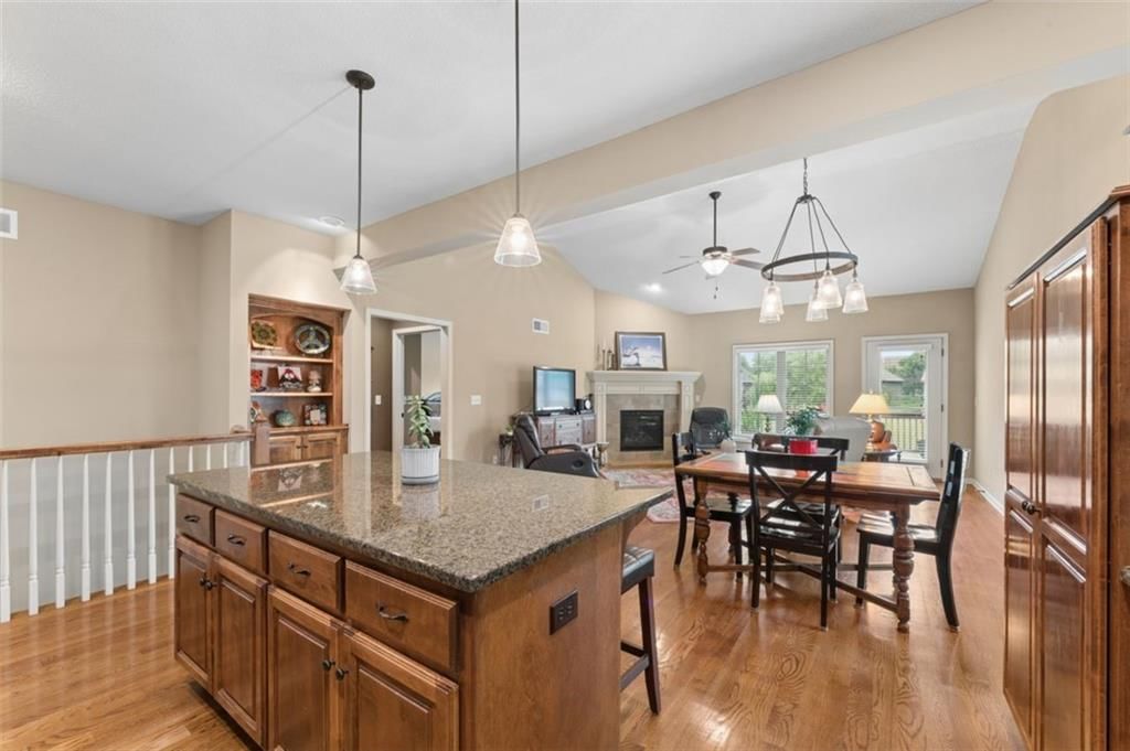 11525 S LAKECREST Drive — photo 15