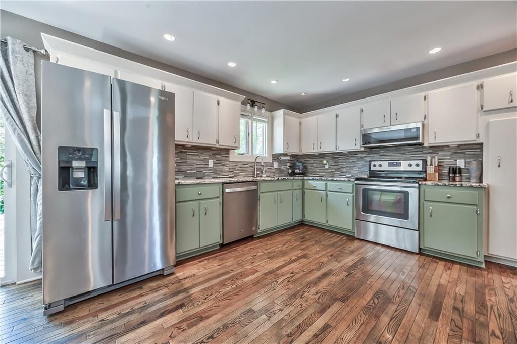 105 E Cedar Drive — photo 11