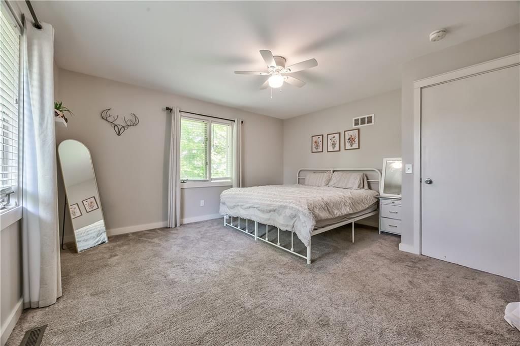 105 E Cedar Drive — photo 16