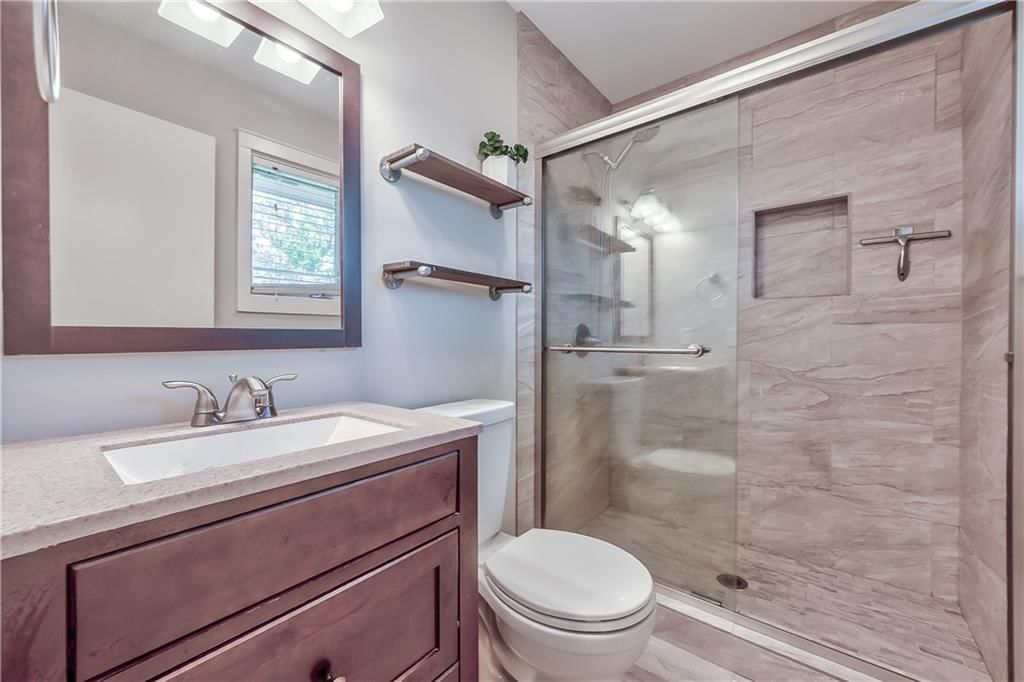 105 E Cedar Drive — photo 17
