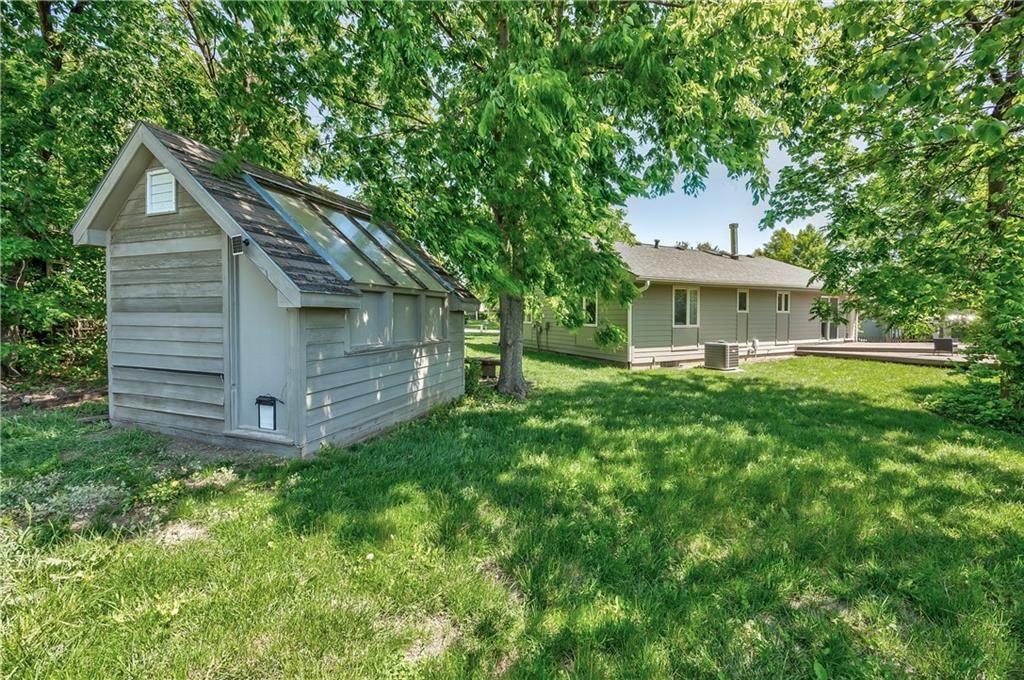 105 E Cedar Drive — photo 29