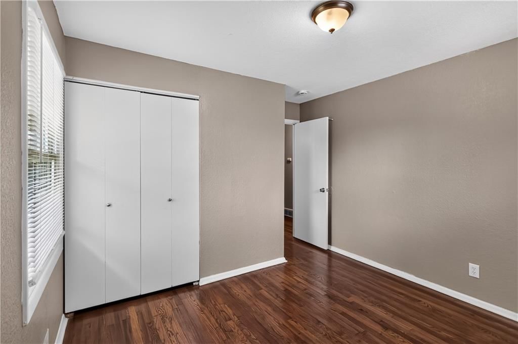 4607 MERSINGTON Avenue — photo 21