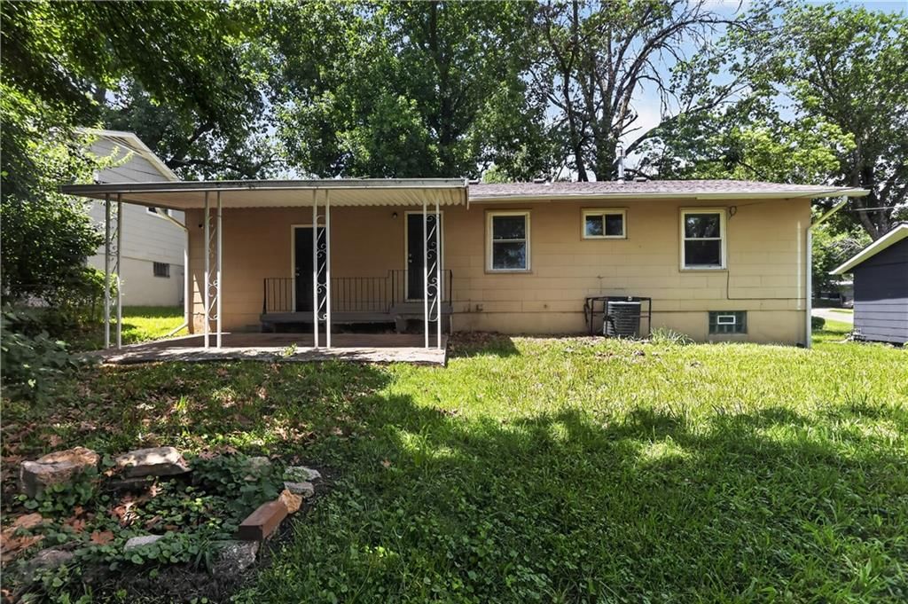 4607 MERSINGTON Avenue — photo 28