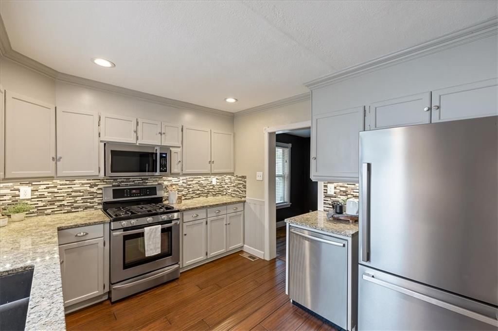 2611 S 36th Street — photo 14