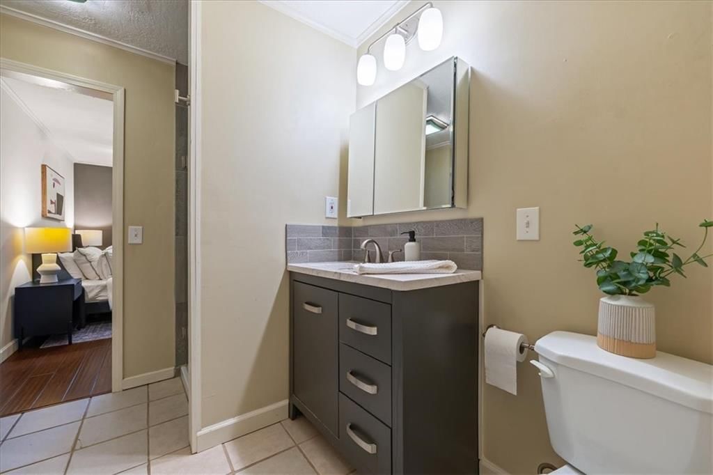 2611 S 36th Street — photo 19