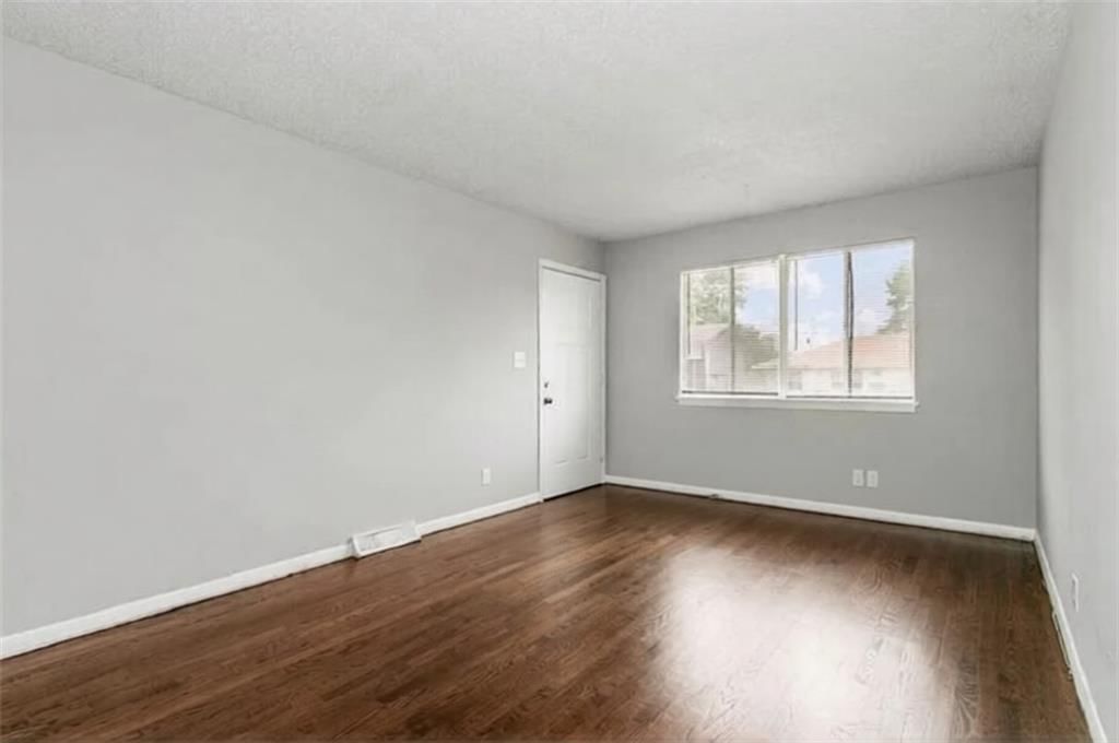 1510 N 63rd Terrace — photo 3