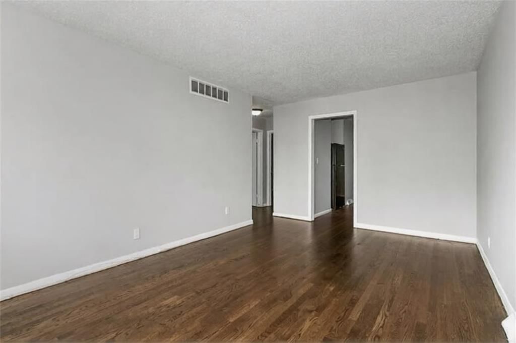 1510 N 63rd Terrace — photo 4