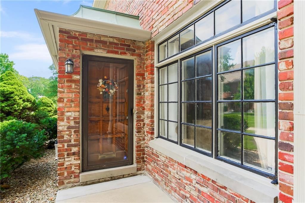 8363 Somerset Drive — photo 3