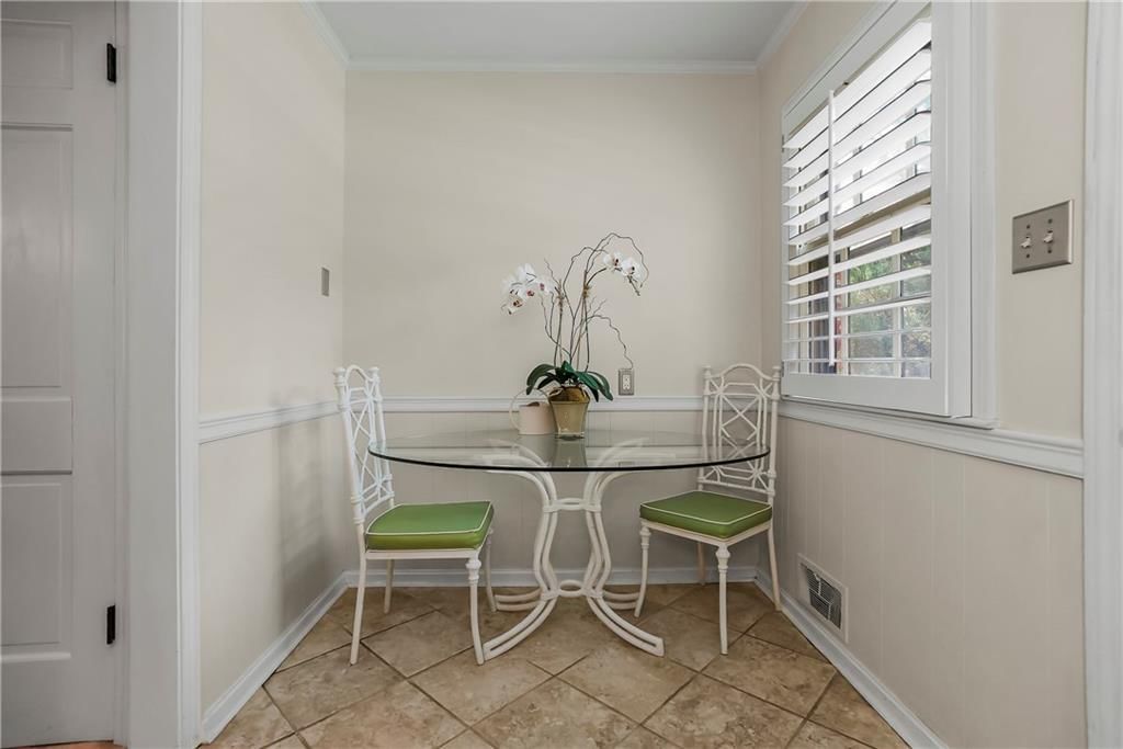 8363 Somerset Drive — photo 18
