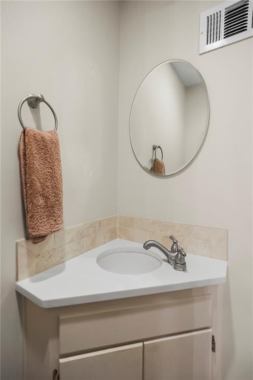 8363 Somerset Drive — photo 19