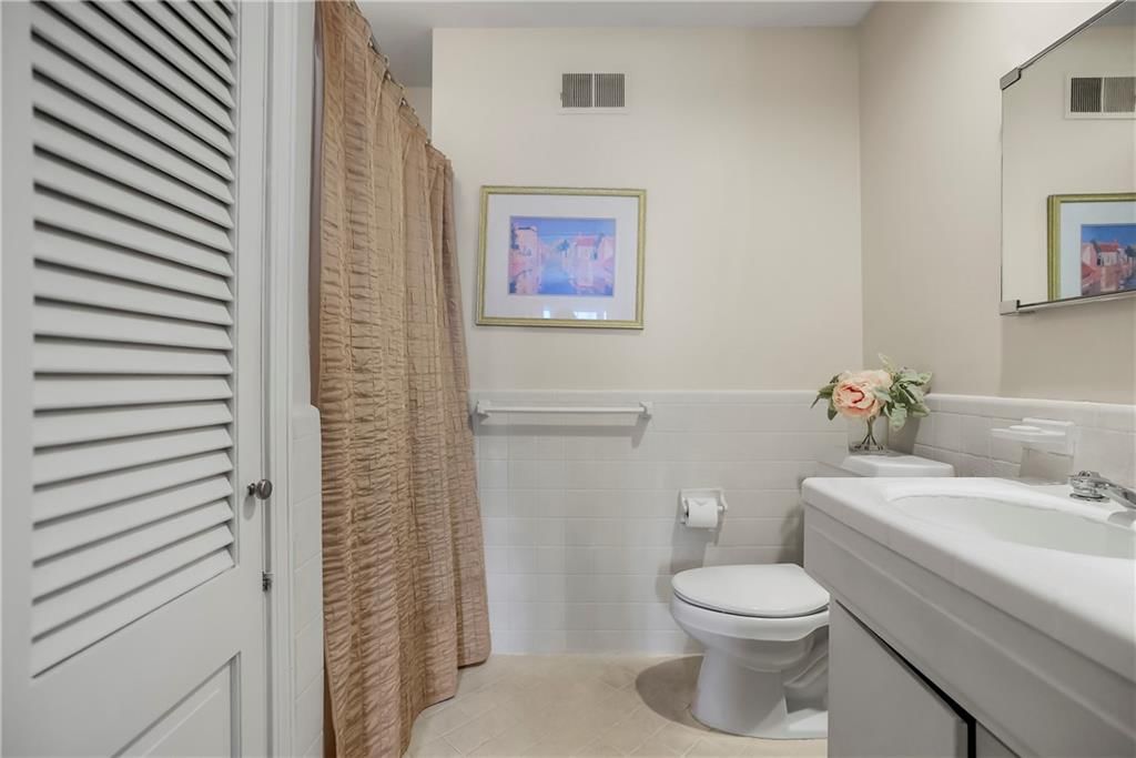 8363 Somerset Drive — photo 22