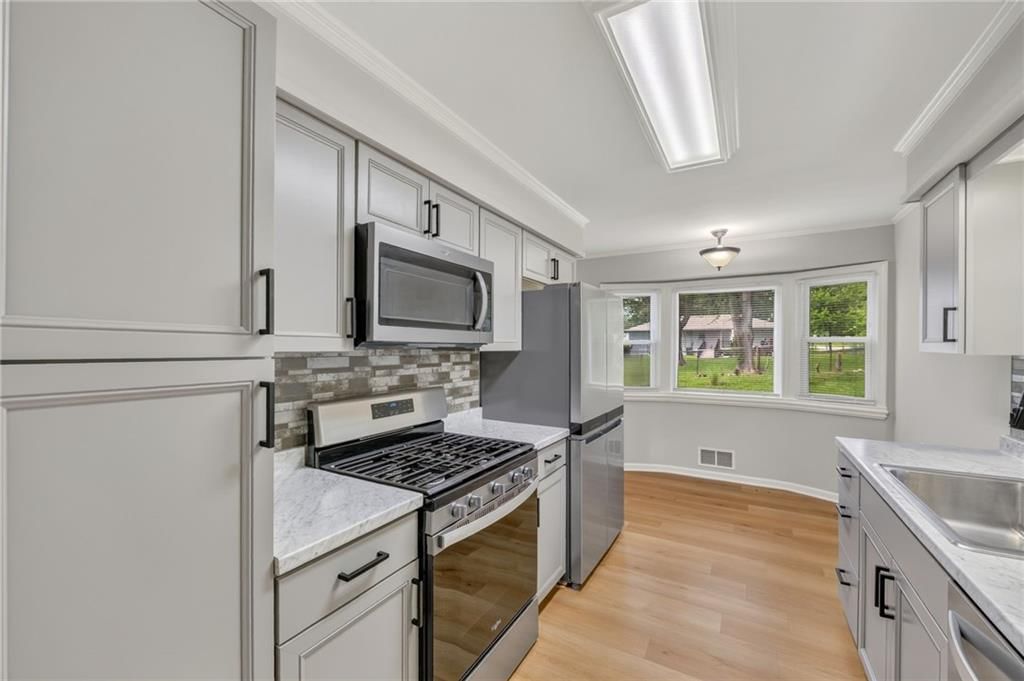 11300 E 61st Street — photo 8