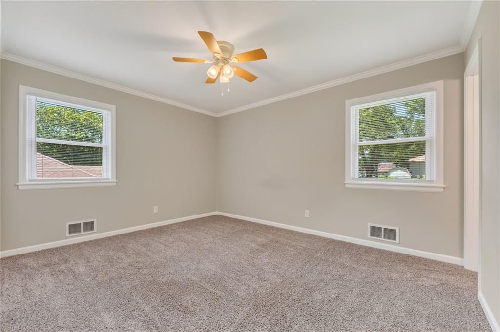 11300 E 61st Street — photo 20