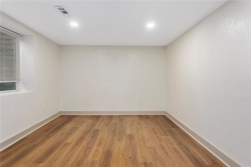 508 SW Jefferson Street — photo 24