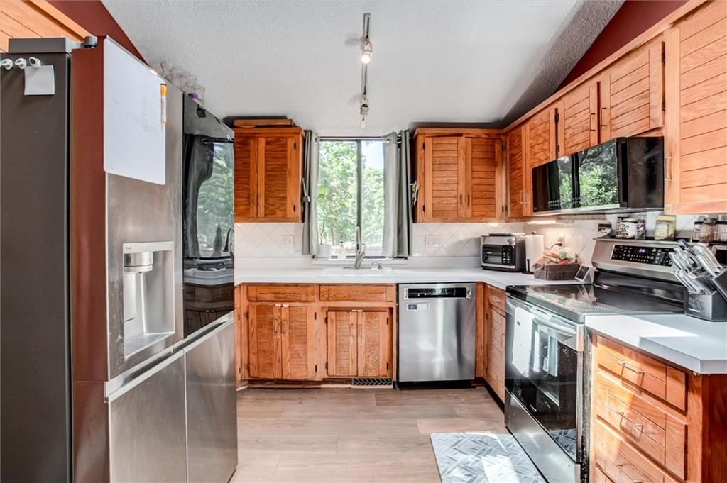 14508 W 92nd Street — photo 4