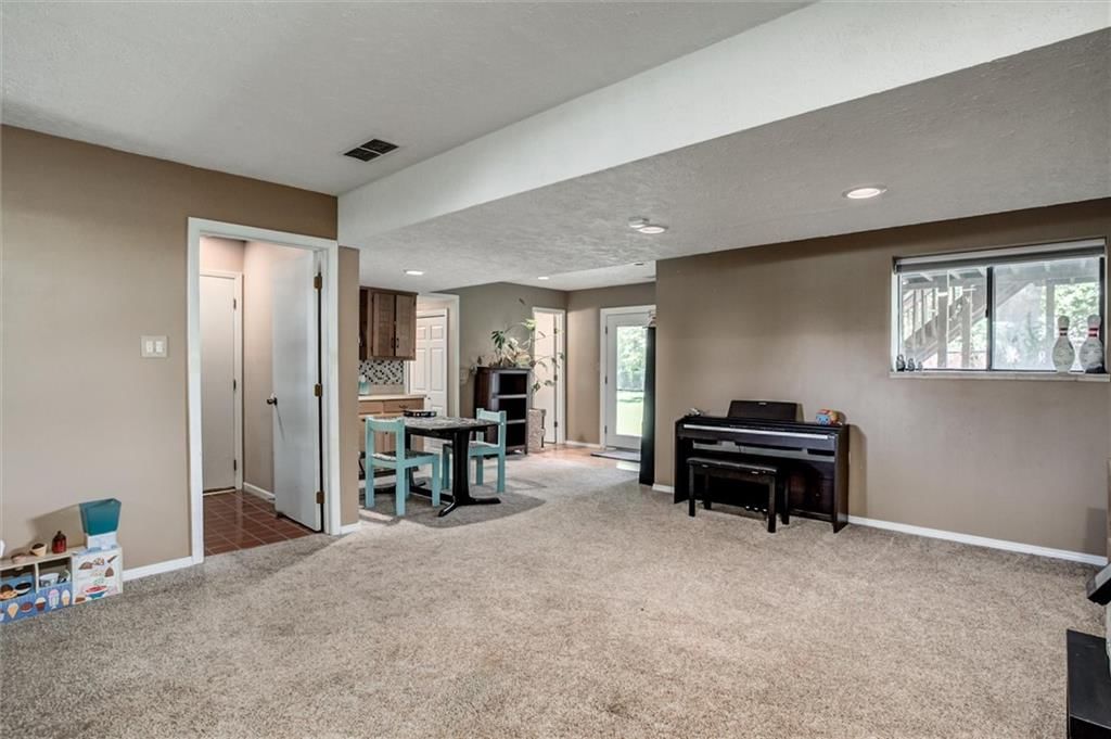 14508 W 92nd Street — photo 19