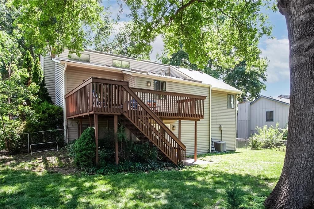 14508 W 92nd Street — photo 26