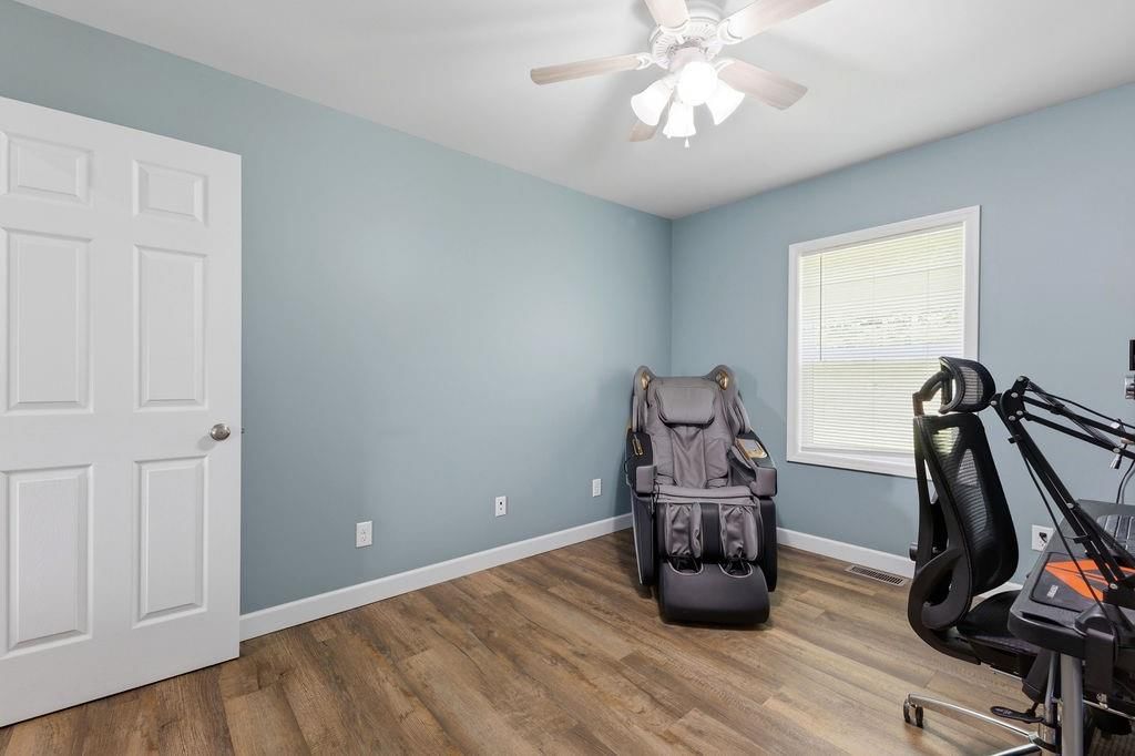 315 Harrington Avenue — photo 19