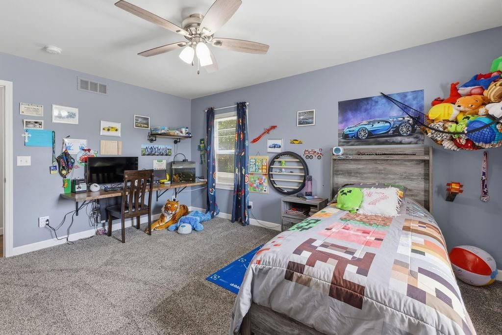 315 Harrington Avenue — photo 37