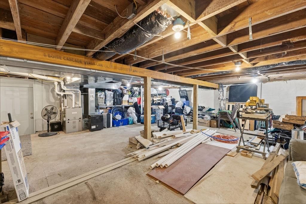 315 Harrington Avenue — photo 45
