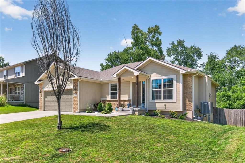 1308 NW Hilltop Lane — photo 3