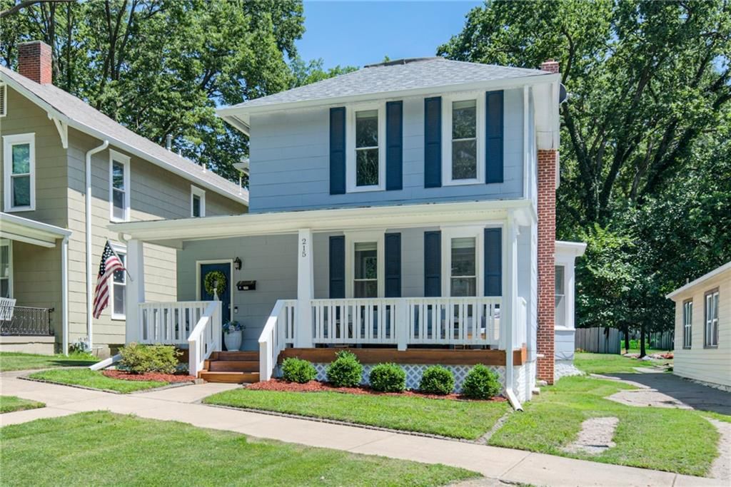 215 Pine Street — photo 1