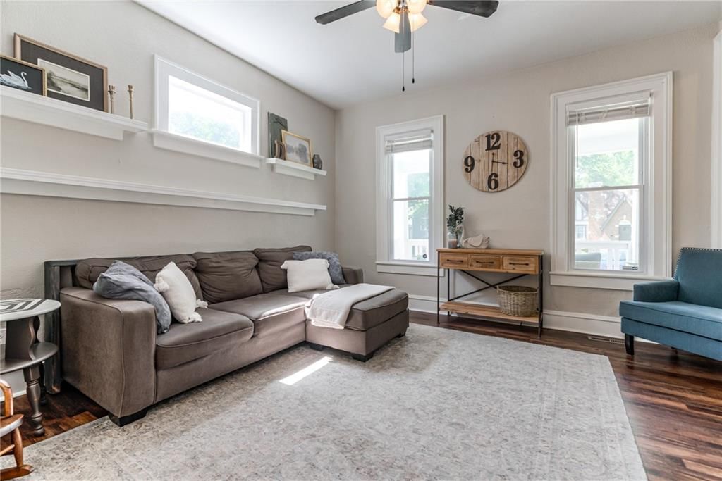 215 Pine Street — photo 11