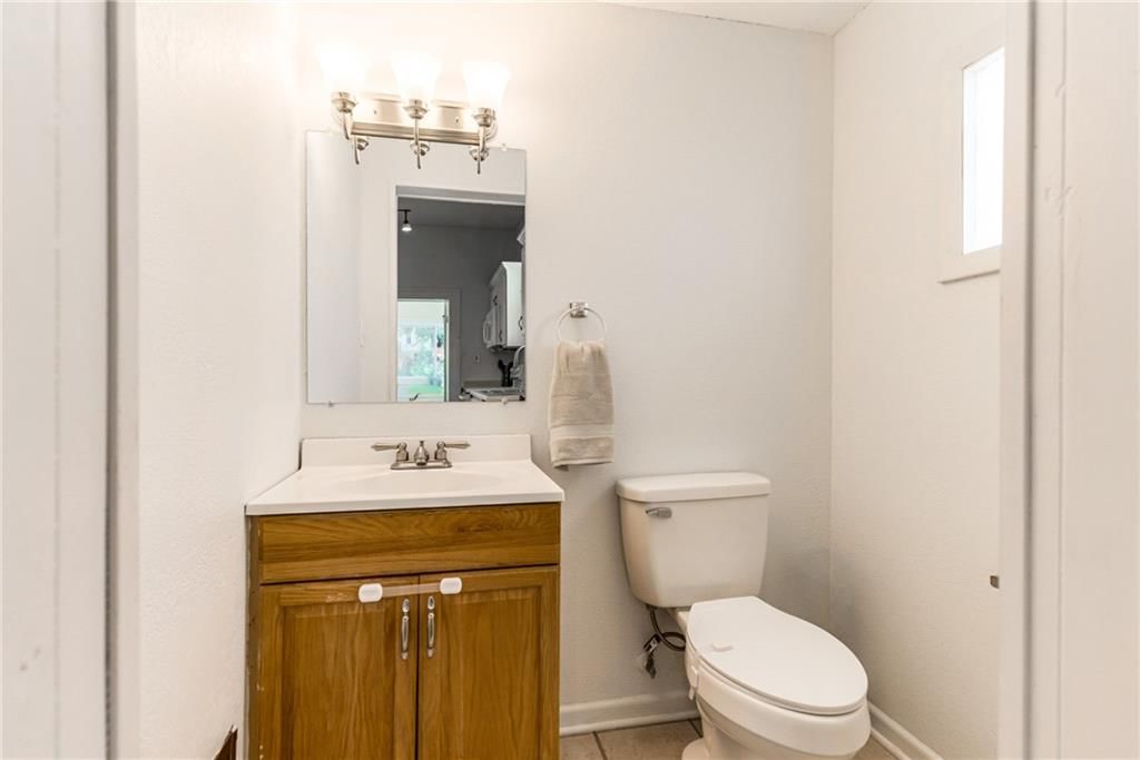 215 Pine Street — photo 21
